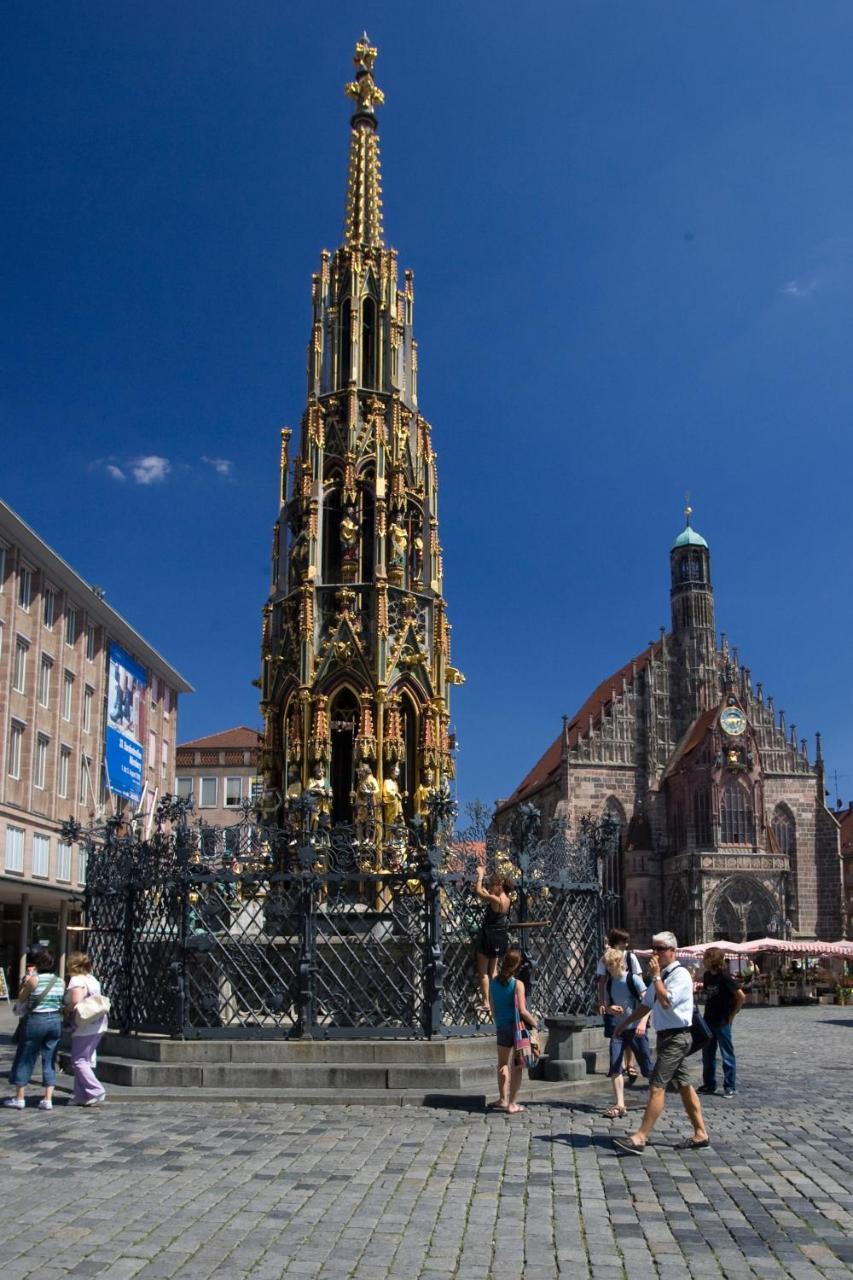 Burghotel Stammhaus Nuremberg Bagian luar foto